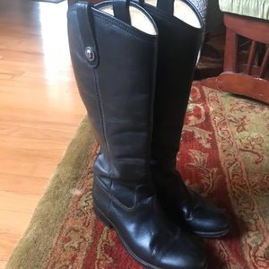Melissa button Frye Boots